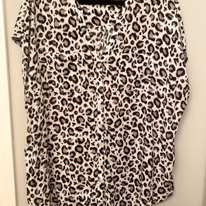 Torrid size 3 leopard button down